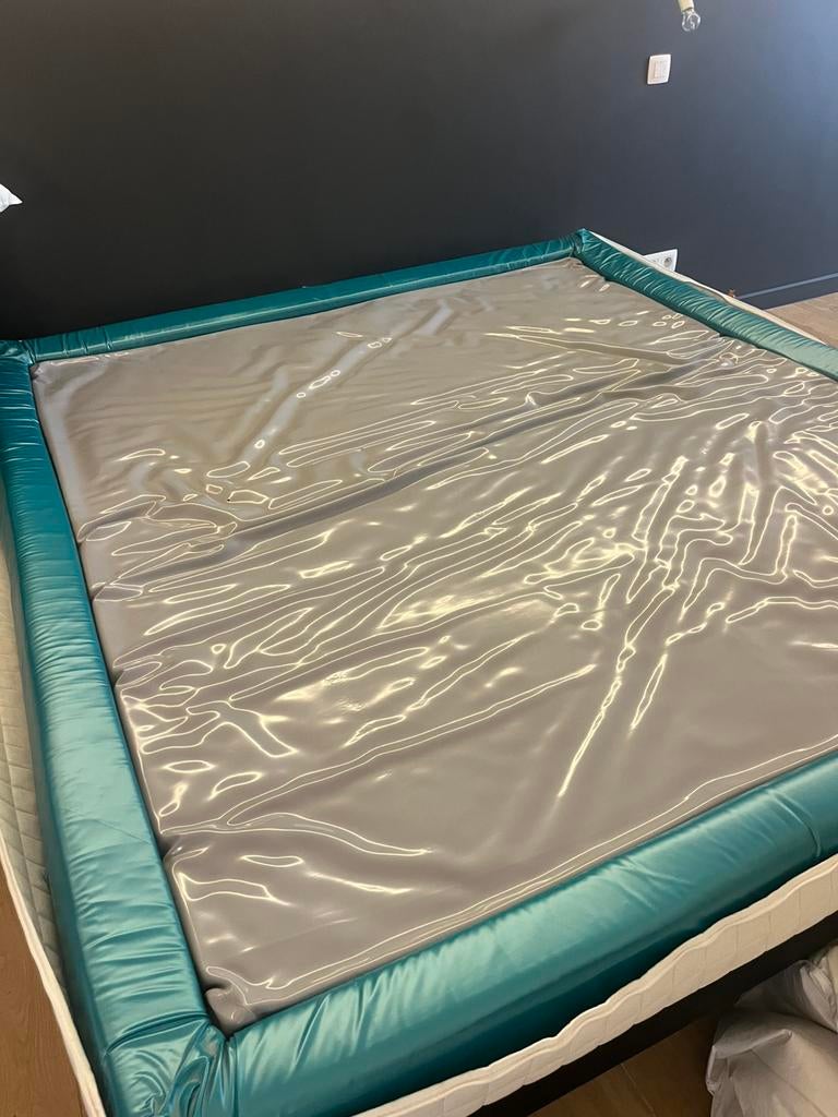 Lit à eau 200 x 220 cm, Maison & Meubles, Autres dimensions, Enlèvement, Utilisé, Autres matériaux