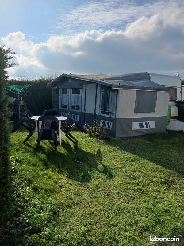 Caravan ERIBA TAIGA ODESSA 520 T in Westende (België)., Caravanes & Camping, Caravanes, Particulier, jusqu'à 4, 500 - 750 kg, Eriba