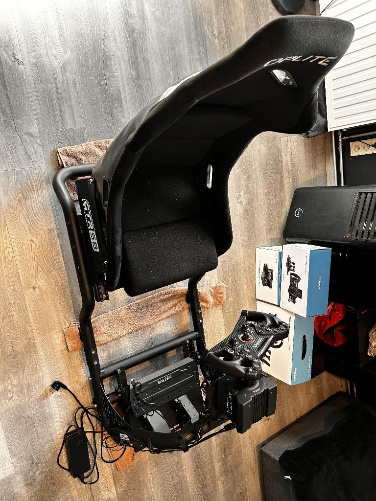 Moza R9 + GTR S8, Games en Spelcomputers, Games | Pc, Ophalen, Zo goed als nieuw, Simulatie