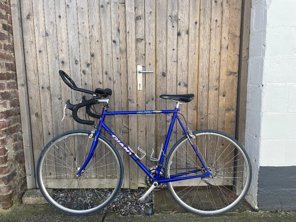 Vintage koersfiets Giant, Vélos & Vélomoteurs, Enlèvement, Comme neuf, Plus de 20 vitesses, Giant