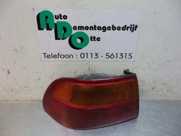 Achterlicht links van een Honda Civic (Civic 95-), Honda, Gebruikt, -, -