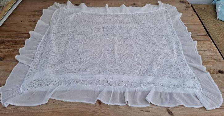 2 Grote brocante sier kussenslopen met kant, Antiek en Kunst, Ophalen of Verzenden