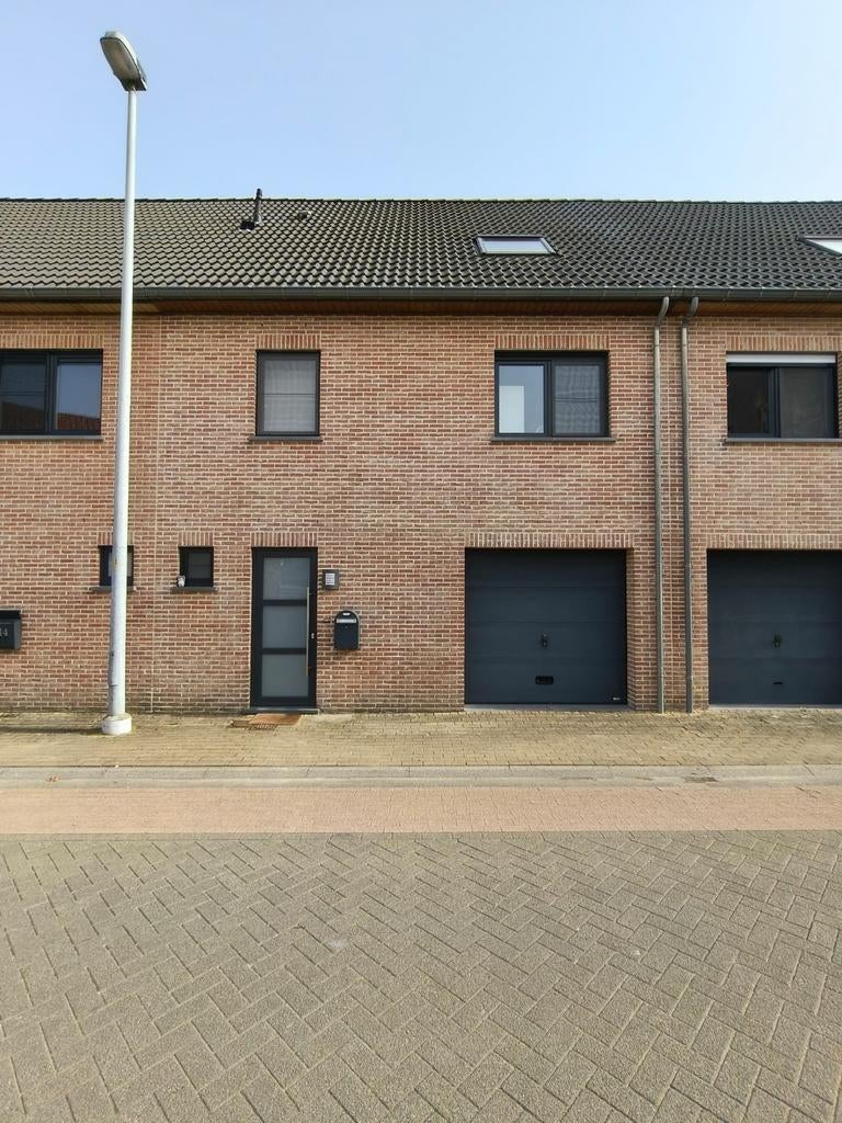 Instapklare energiezuinige woning met garage – Rijmenam, Immo, Maisons à vendre, Province d'Anvers, Jusqu'à 200 m², Maison 2 façades