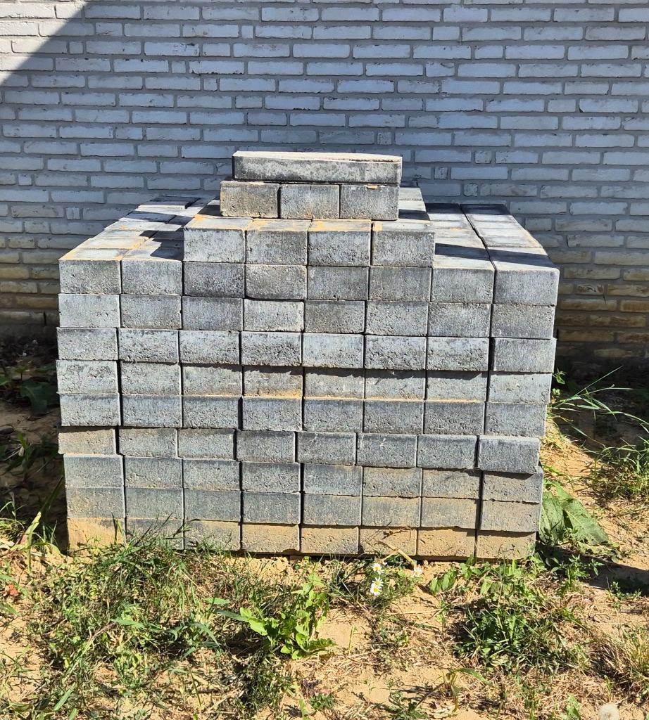 600 pavés poreux Anthracites 14/14/8 - Groupe Roossens 12m², Ophalen, Overige typen, Nieuw, 10 m² of meer