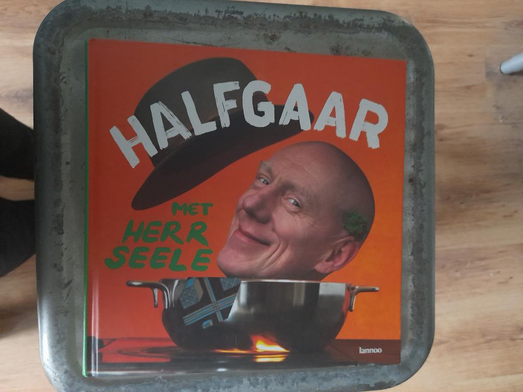 Halfgaar met Herr Seele, Verzenden, Zo goed als nieuw