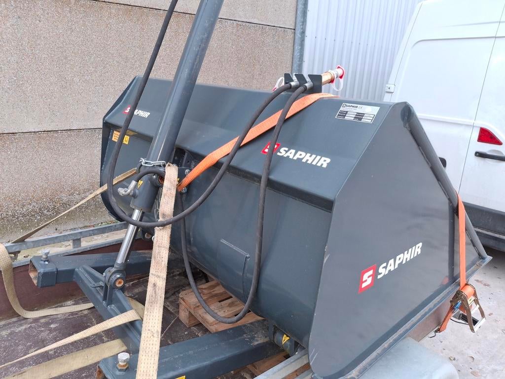 Kaup, Wifo, bolzoni, benne basculante, seau, Bricolage & Construction, Enlèvement, Linde, Vergel105@ hotmail.com