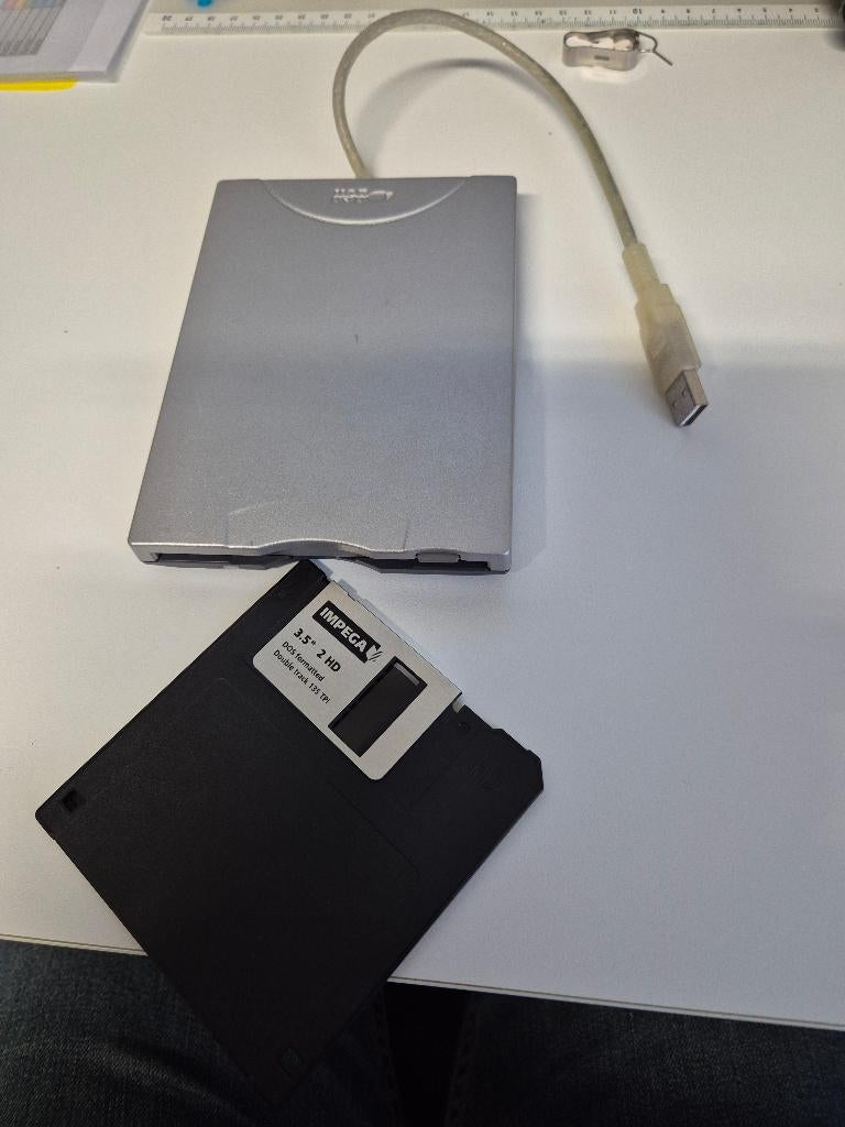 Usb floppydisk station 3.5", Ophalen, Gebruikt, Overige typen