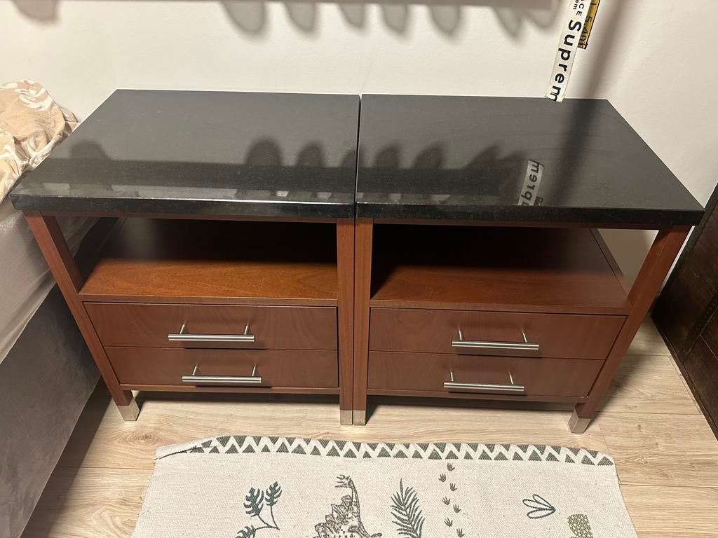 2 x Nachtkast / bijzet kast echt arduin, Ophalen, Zo goed als nieuw