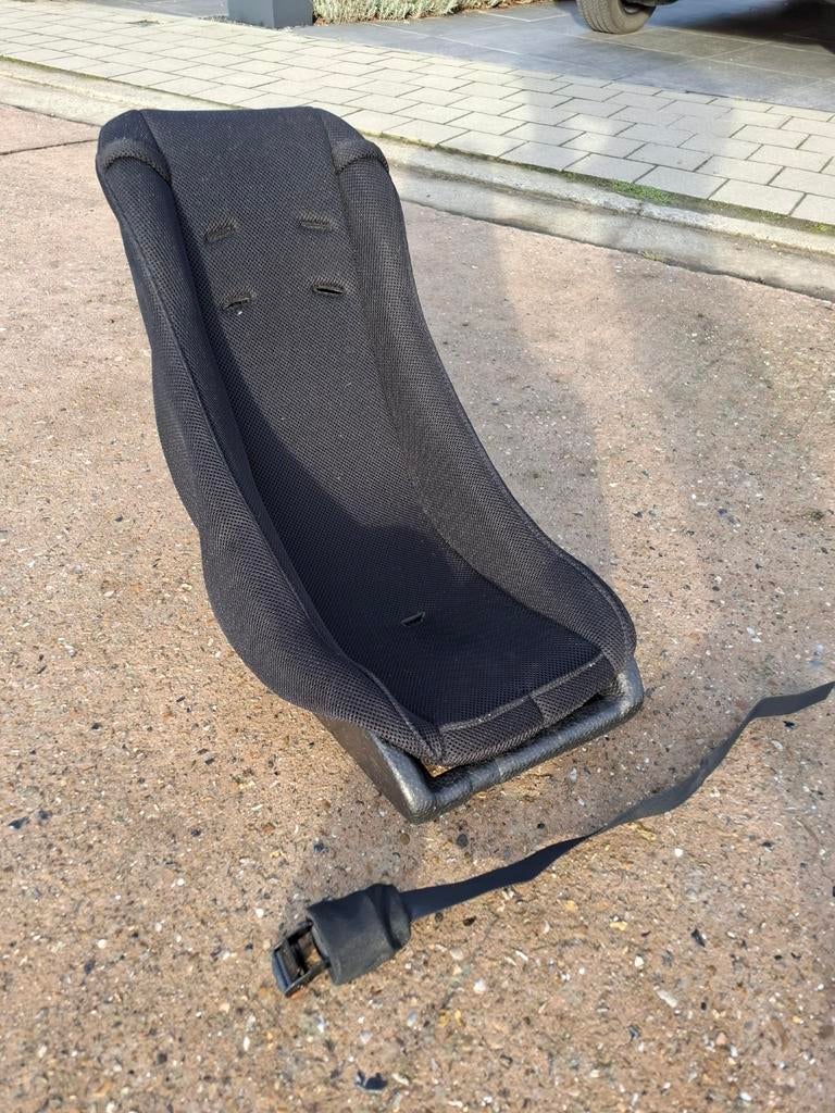 Babyschaal bakfiets, Fietsen en Brommers, Ophalen, Zo goed als nieuw