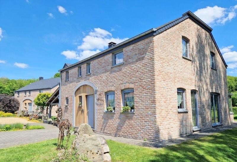 Bièvre : magnifique propriété sur 33a 53ca, 8ch., Immo, 13345 kWh/an, Bievre, Province de Namur, Maison individuelle