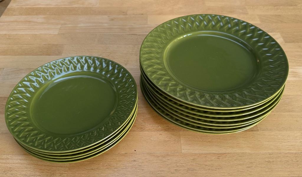Assiettes Vertes DESHOULIÈRES, Maison & Meubles, Cuisine | Vaisselle, Enlèvement, Comme neuf