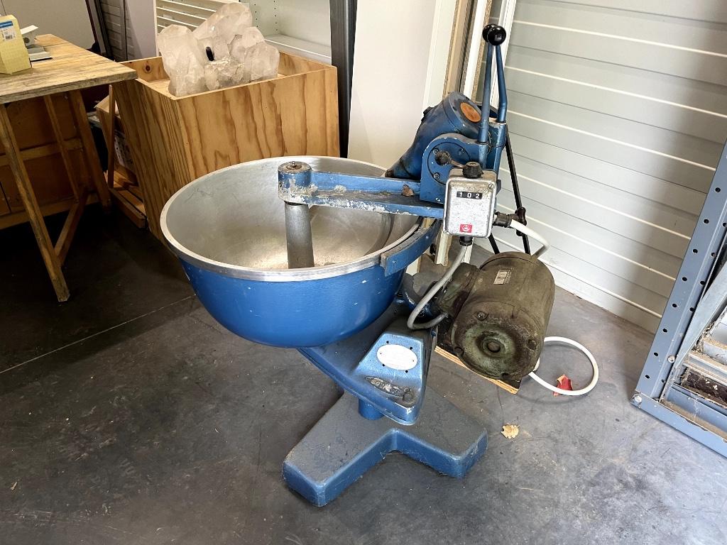 Deegkneder, Ophalen, Gebruikt