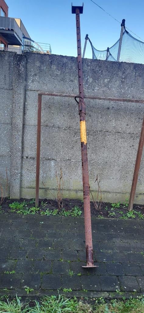 28x Bouwstempels / Schoren, Bricolage & Construction, Quincaillerie & Fixations, Utilisé, Autres types, Enlèvement