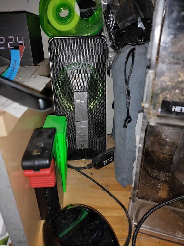 Enceinte PC trust arva, Enlèvement ou Envoi, Comme neuf