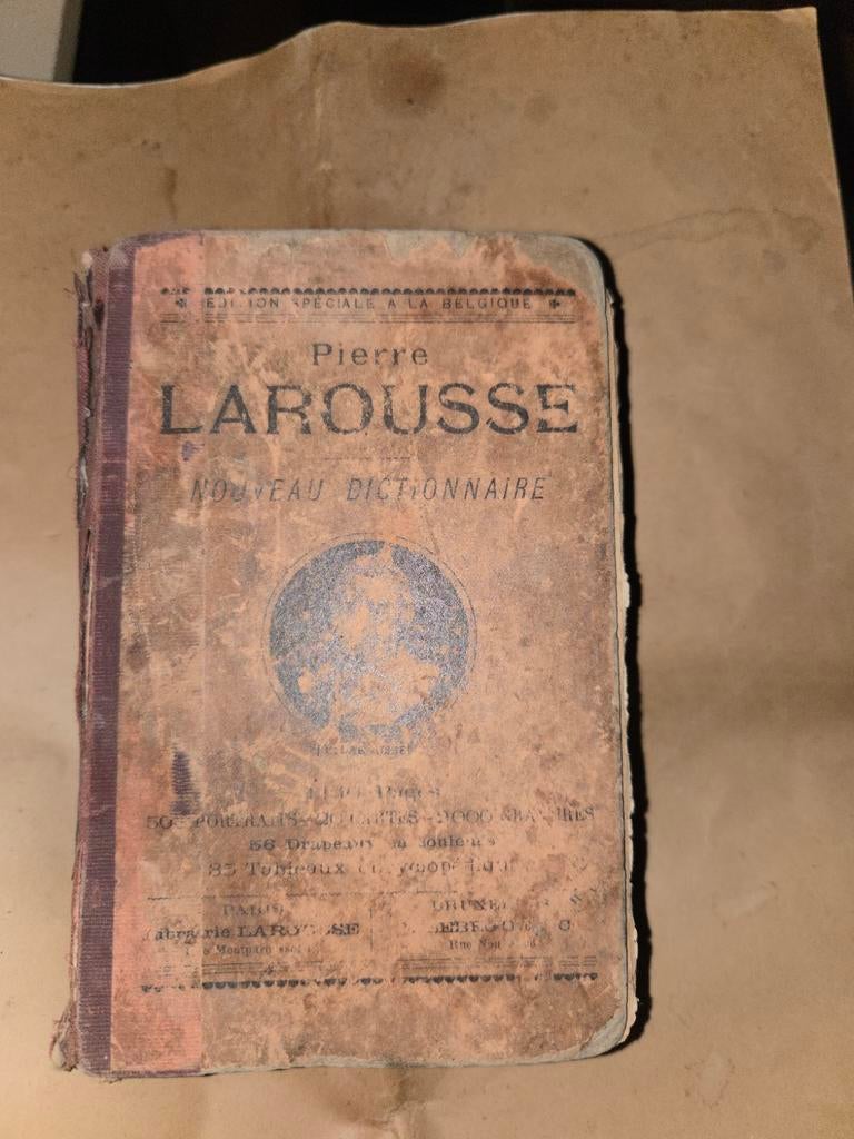Pierre Larousse Nouveau Dictionnaire, Antiquités & Art, Enlèvement