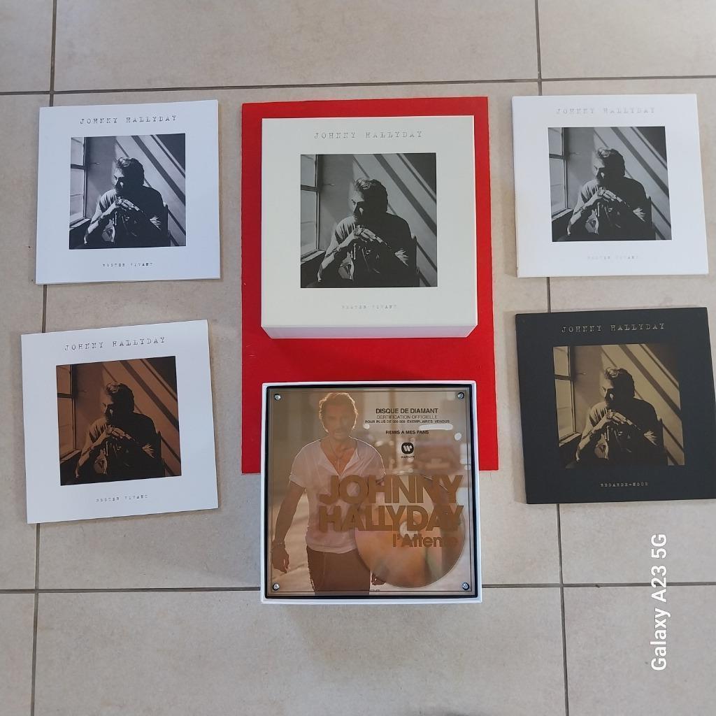 Genummerde boxset „Remain Vivant Johnny Hallyday” CD+45T+boe, Ophalen, Zo goed als nieuw, Boxset