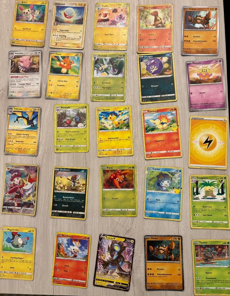 Pokémon kaarten !, Hobby & Loisirs créatifs, Jeux de cartes à collectionner | Pokémon, Utilisé, Plusieurs cartes, Enlèvement