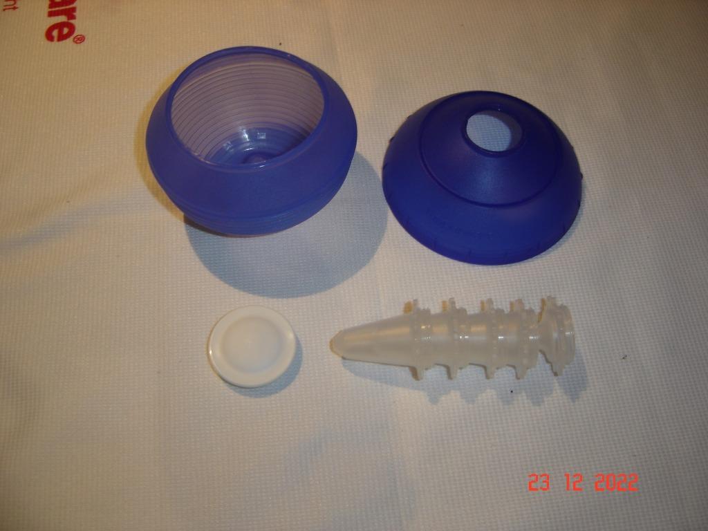Tupperware Squeeze-it  garneer slagroom spuit blauw, Ophalen of Verzenden, Zo goed als nieuw, Blauw