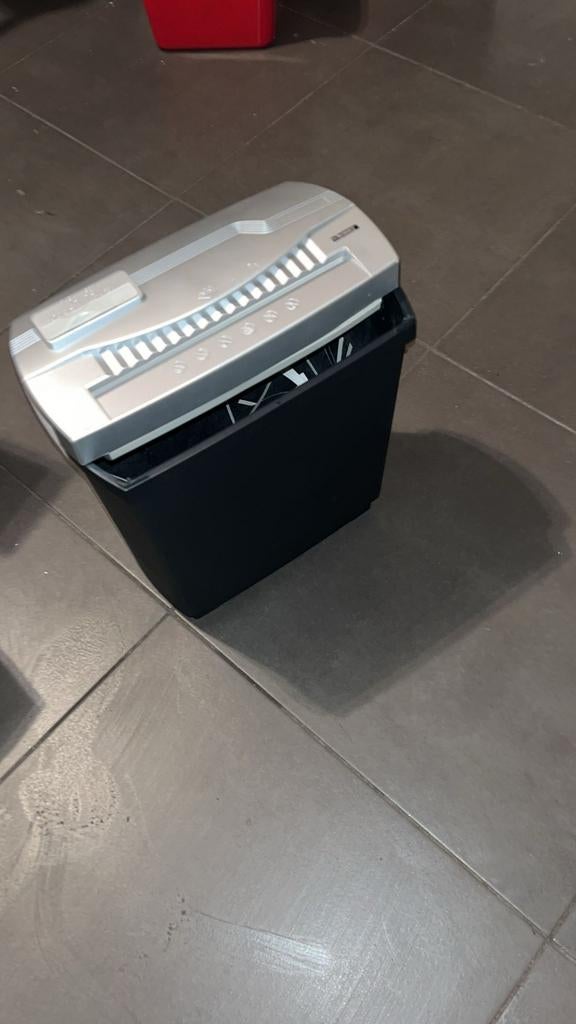 Papierversnipperaar als nieuw, Enlèvement, Comme neuf