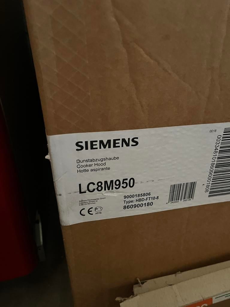 Hotte Siemens LC8M950, Enlèvement, Neuf