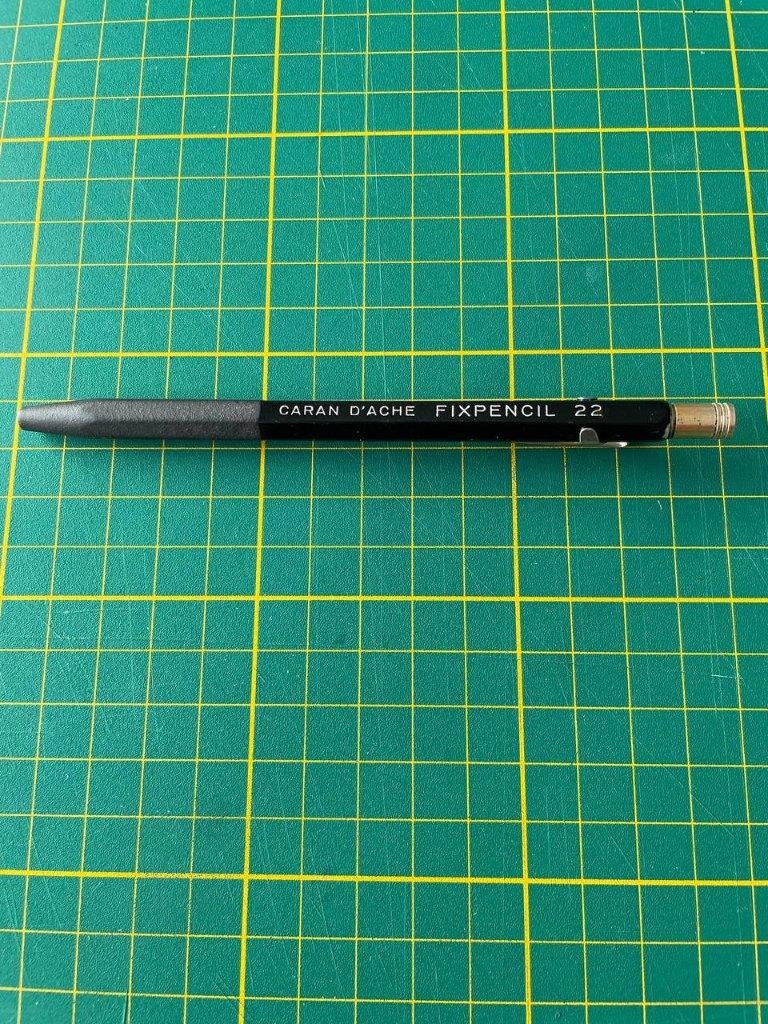 Vintage Caran d'Ache Fixpencil 22 early edition leadholder, Collections, Enlèvement ou Envoi