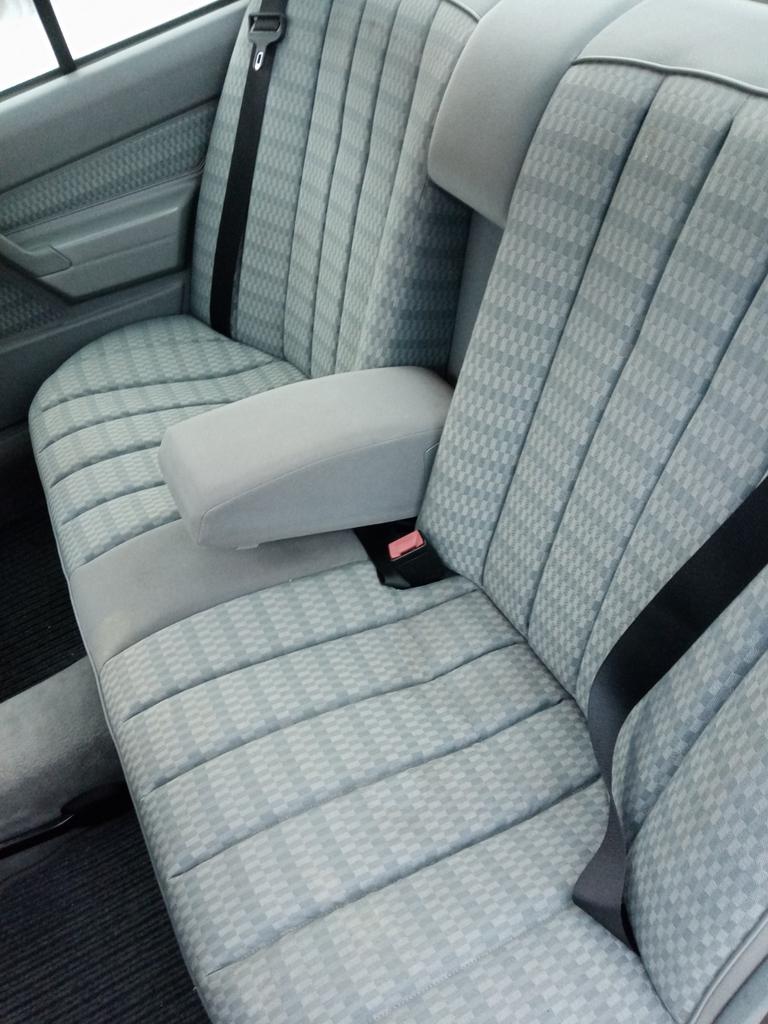 Mercedes-benz, Auto's, Automaat, 5 zetels, Grijs, Zilver of Grijs