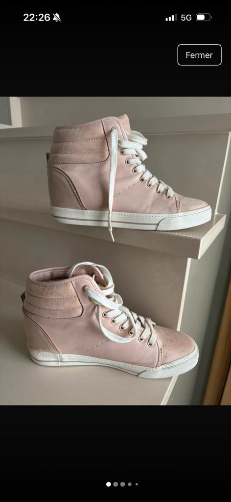 Suoerbes baskets rose poudre comme neuve 39 cuir et daim, Kleding | Dames, Schoenen, Ophalen, Zo goed als nieuw, Roze