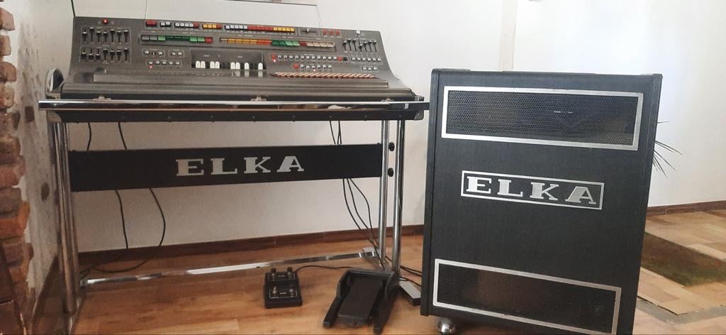 ELKA CONCORDE 802 à boutons avec AMPLI ELKATONE 700, Muziek en Instrumenten, Orgels, Ophalen, Gebruikt, Orgel