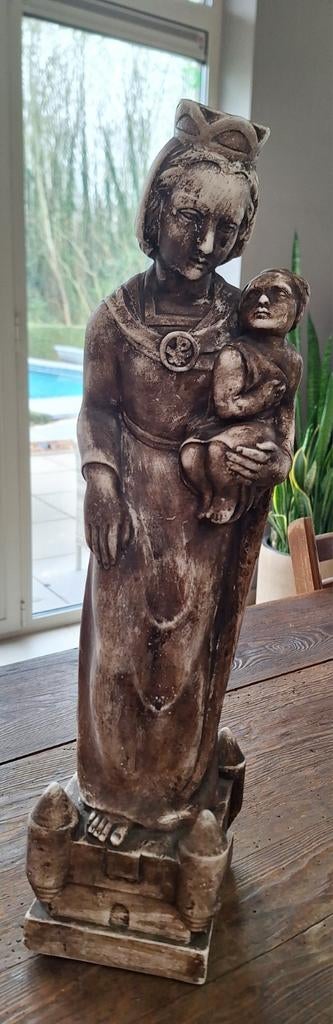 Statue de Sainte Marie, Enlèvement ou Envoi