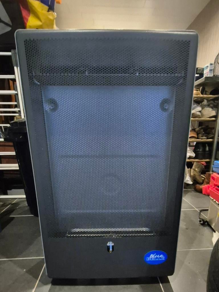 Gaskachel maar 1 winter gebruikt, Huis en Inrichting, Kachels, Ophalen, Gaskachel