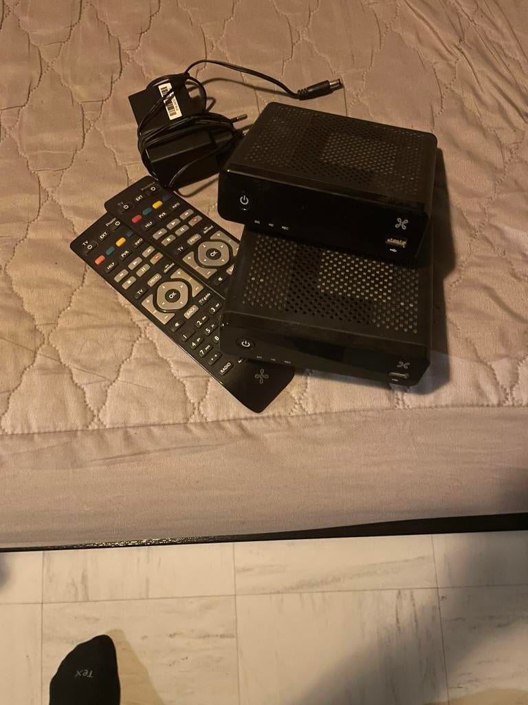 2 décodeur Proximus avec télécommande, Enlèvement ou Envoi, Comme neuf