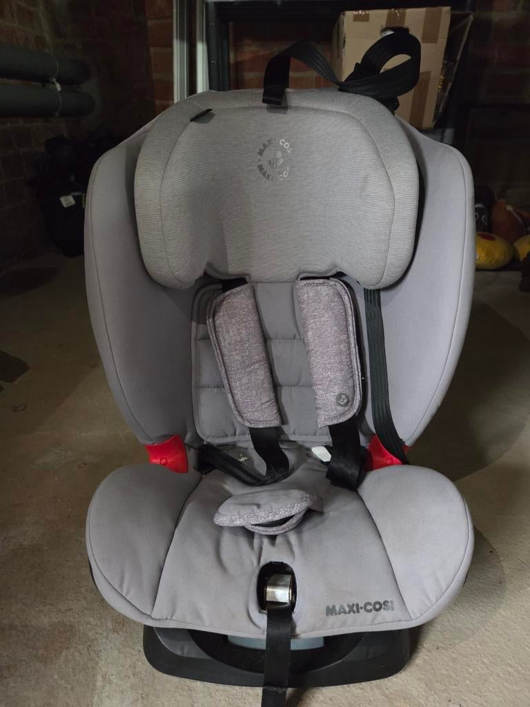 Maxi cosi titan plus i-size, Kinderen en Baby's, Autostoeltjes, Ophalen, Zo goed als nieuw, Maxi-Cosi
