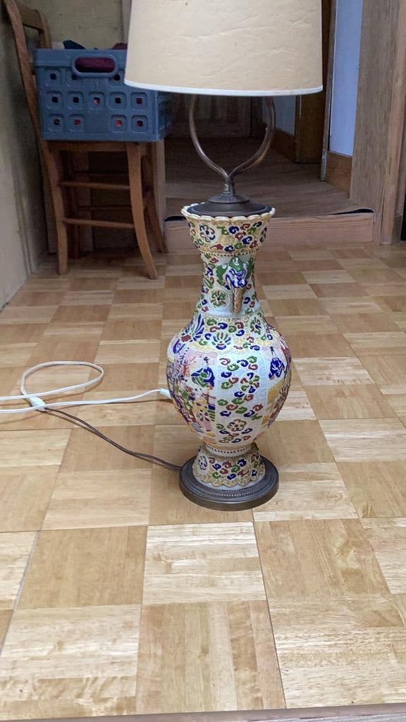 Lampe ancienne vase japonais pariode satsama, Enlèvement ou Envoi, Comme neuf, Satasma
