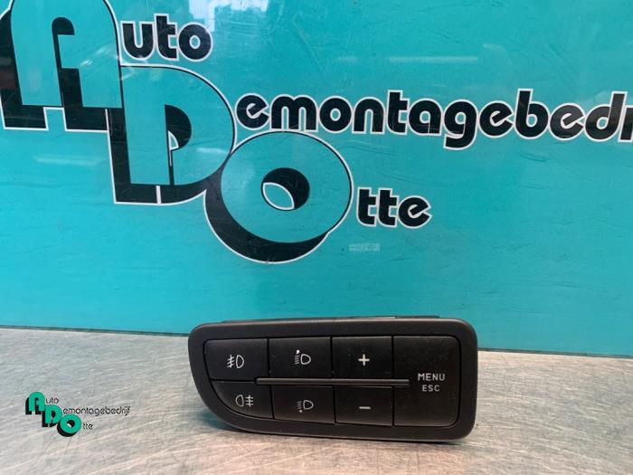 Licht Schakelaar van een Fiat Punto Evo (Punto Evo 08-), Gebruikt, -, -, Ophalen of Verzenden