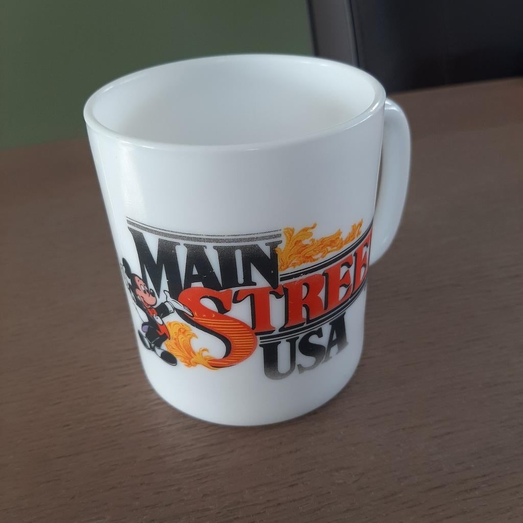 Oude mok euro disney, Verzamelen, Ophalen