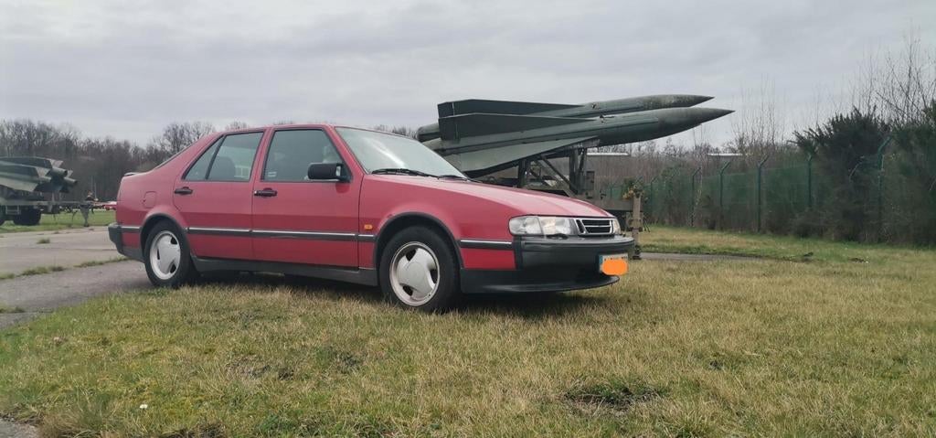 Saab 9000, Autos, Rouge, 999 g/km, Boîte manuelle, Noir
