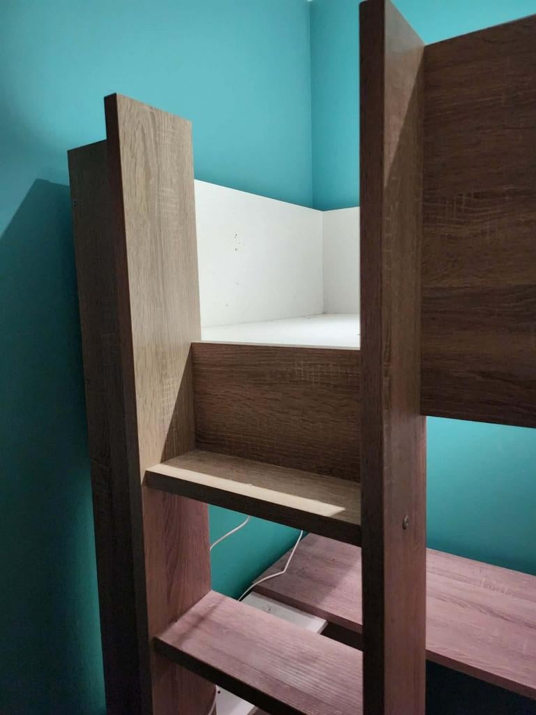 Lit en hauteur + bureau, Enlèvement