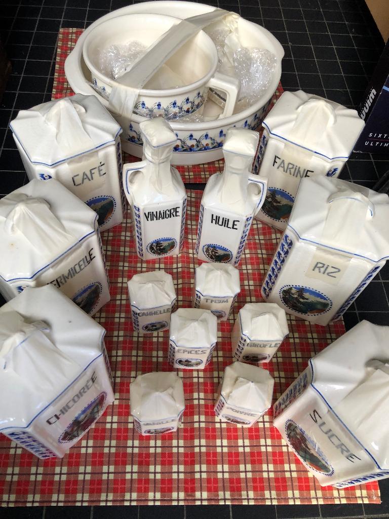 Antieke waskom , kan , zep en kam potjes en kruidenpotten, Antiek en Kunst, Ophalen of Verzenden