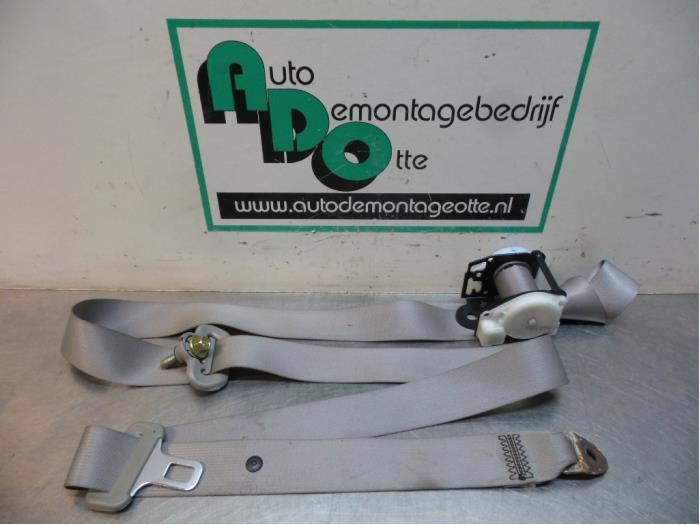 Veiligheidsgordel rechts-achter van een Nissan X-Trail (X-Tr, Gebruikt, -, -, Ophalen of Verzenden