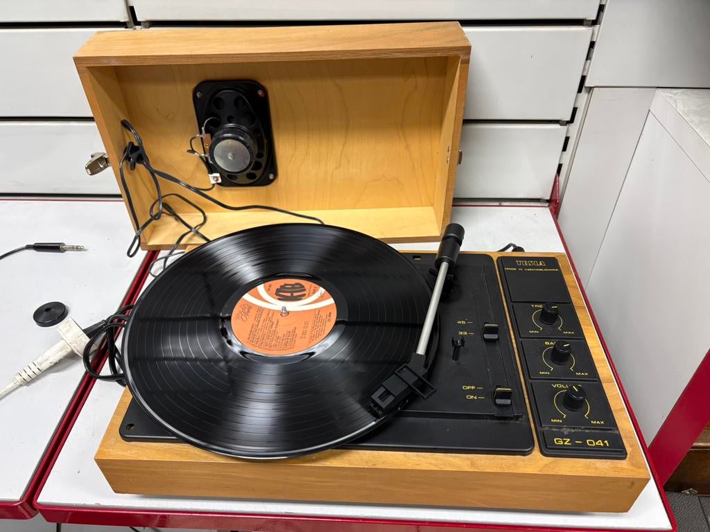 TESLA GZ-041 Vintage platenspeler — houten ontwerp, Audio, Tv en Foto, Platenspelers, Ophalen of Verzenden, Gebruikt, Platenspeler