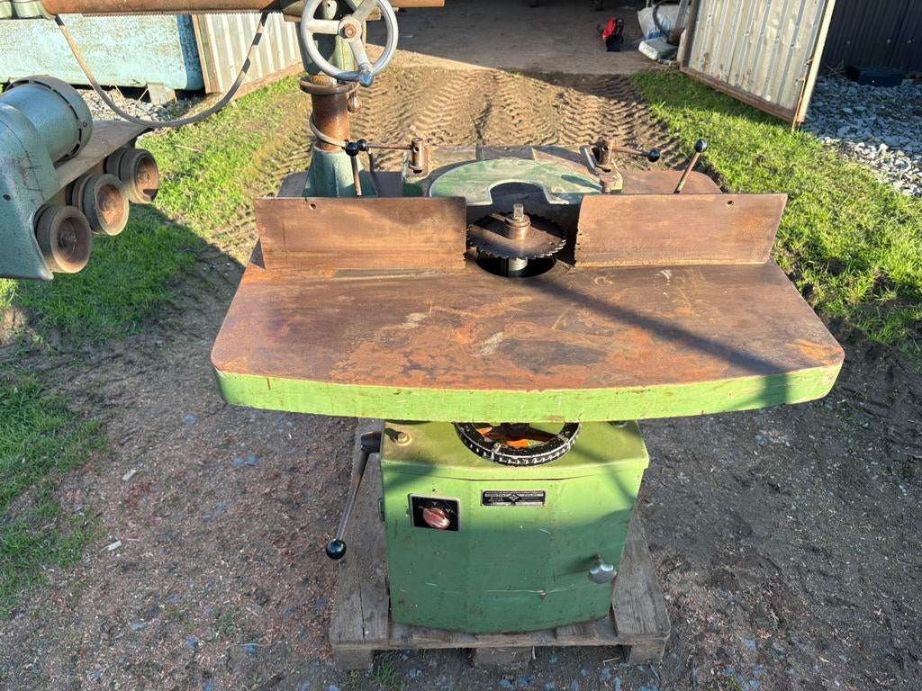 Toupie PHILIPS CONSTANT, Articles professionnels, Machines & Construction | Travail du bois, Enlèvement