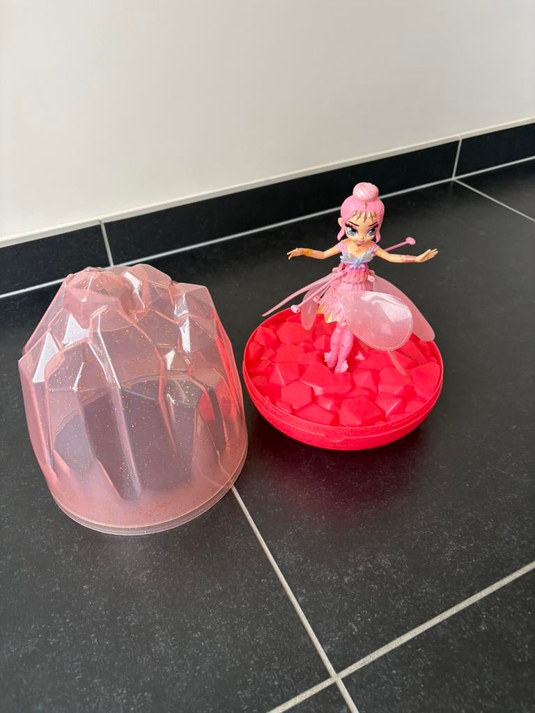 Hatchimals Crystal Flyers – Krystalina Rose, Kinderen en Baby's, Speelgoed | Actiefiguren, Zo goed als nieuw, Ophalen of Verzenden