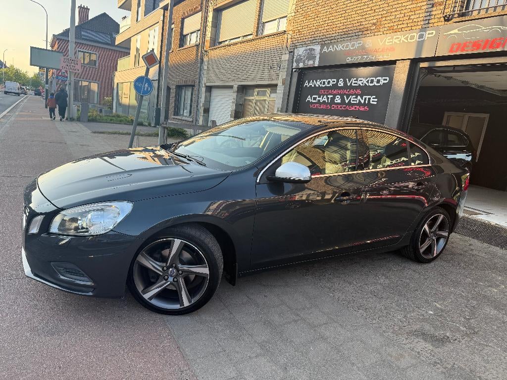 Volvo S60 R-Design Xenon Navigations 104 km 1e hoofdstation, Auto's, Volvo, S60, Bedrijf, Te koop, Parkeersensor
