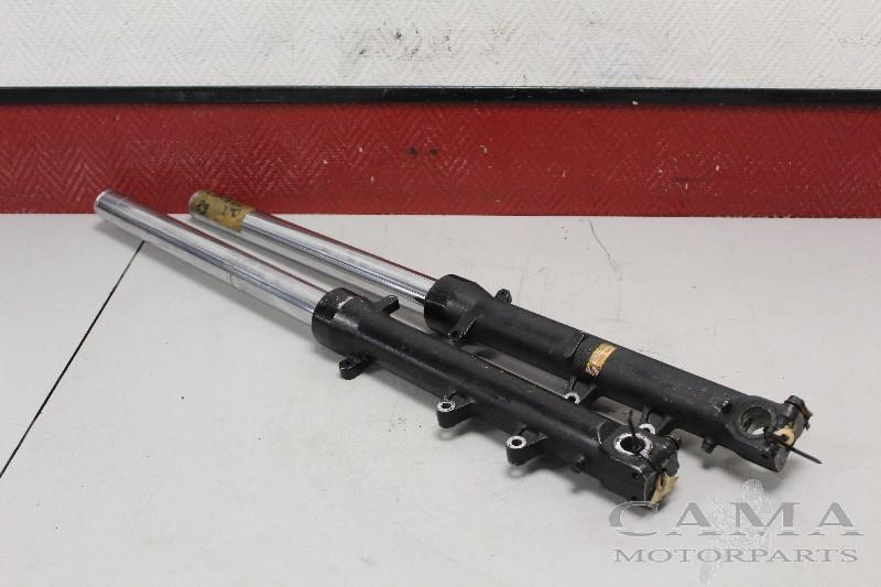 VOORVORK COMPLEET Honda, Motoren, Dhr. S. di Majo, Gebruikt, Info@cama-motorparts.nl, P.J. Troelstraweg 8 8
3144 CX  MAASSLUIS, NL