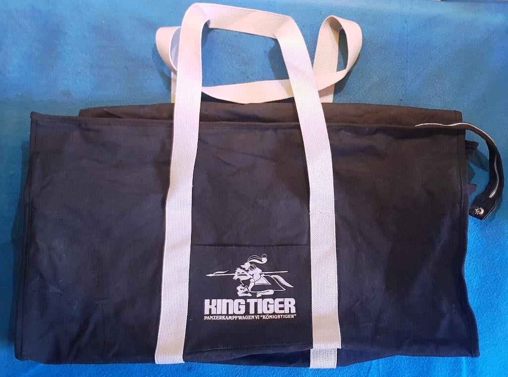 Tamiya King Tiger "Panzerkampfwagen VI "Köningstiger" RC Tas, Hobby en Vrije tijd, Verzenden, Nieuw