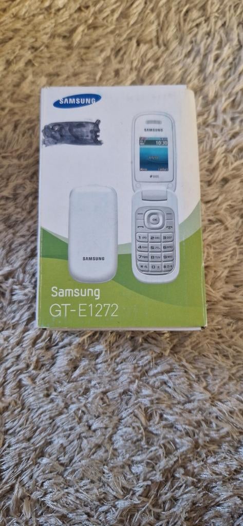 Téléphone portable Samsung gt-e1272 en trés bon état, Clavier physique, Comme neuf, Sans abonnement, Sans simlock