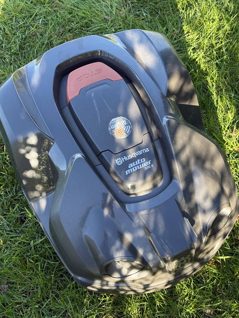 robotmaaier, Tuin en Terras, Ophalen, Gebruikt, Met regensensor, 20 tot 25 cm