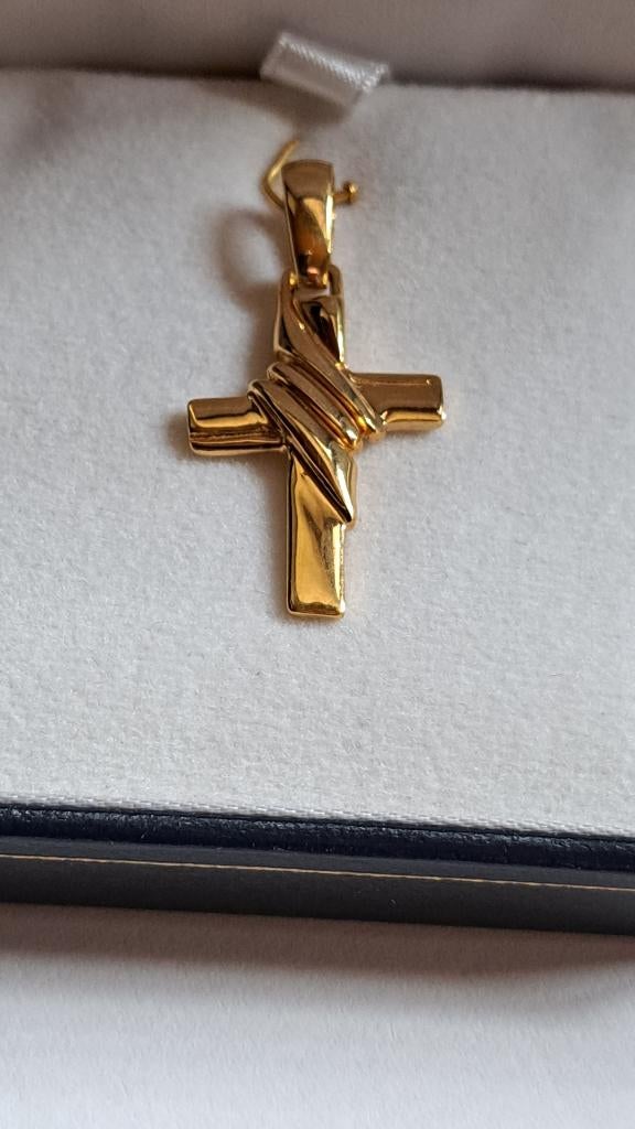 Croix or jaune 18 carats NEUVE,  écrin, Bijoux, Sacs & Beauté, Enlèvement ou Envoi, Neuf, Jaune, Or