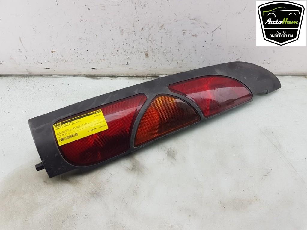 FEU ARRIÈRE GAUCHE Kangoo Express (FC) (8200103284), Autos : Pièces & Accessoires, Utilisé, Renault