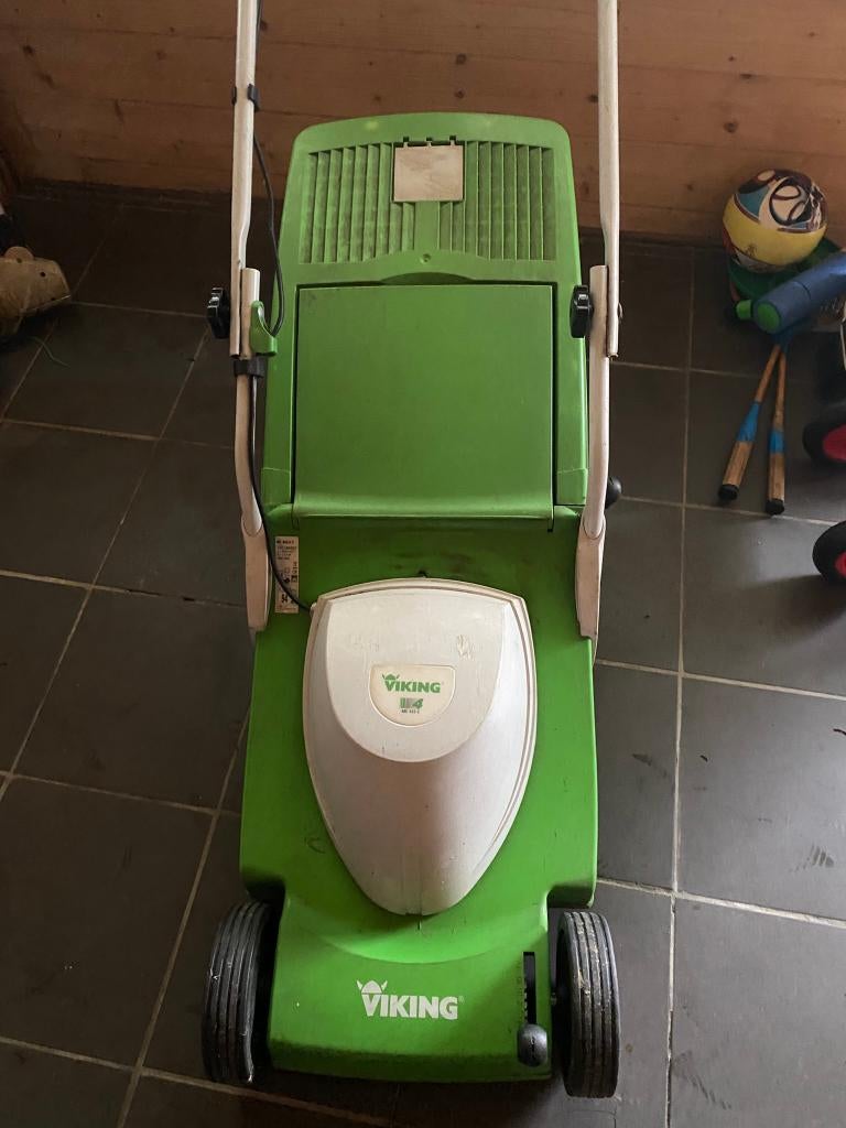 grasmaaier, Jardin & Terrasse, Tondeuses à gazon, Stihl, Tondeuse rotative, Enlèvement, Utilisé